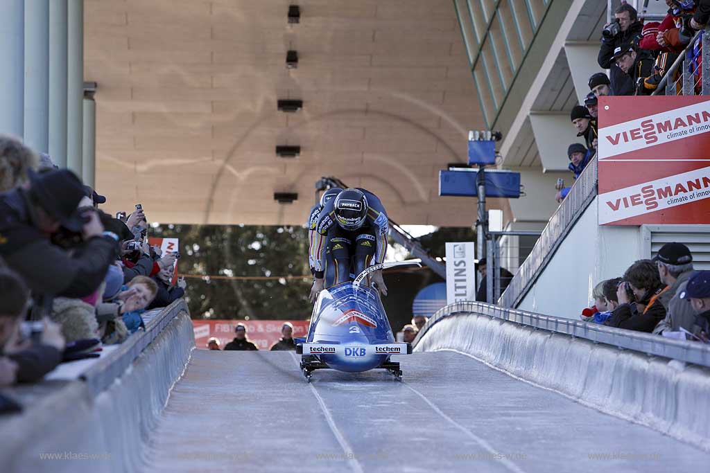 Winterberg, Viessmann FIBT World Cup Bob, Bobbahn, Zweierbob, Start, Deutschland 1, Andre Lange, Marc Kuehne,