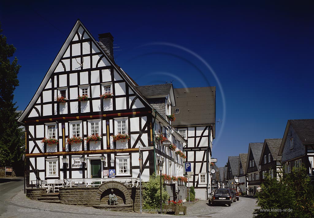 Freudenburg, Kreis Siegen-Wittgenstein, Siegerland, Blick auf Fachwerkgasse