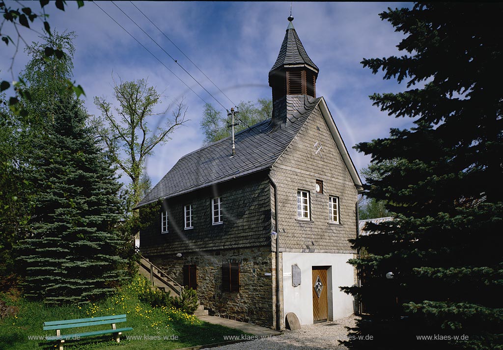 Muesen, Msen, Hilchenbach, Kreis Siegen-Wittgenstein, Siegerland, Blick auf alte Bergwerkskapelle