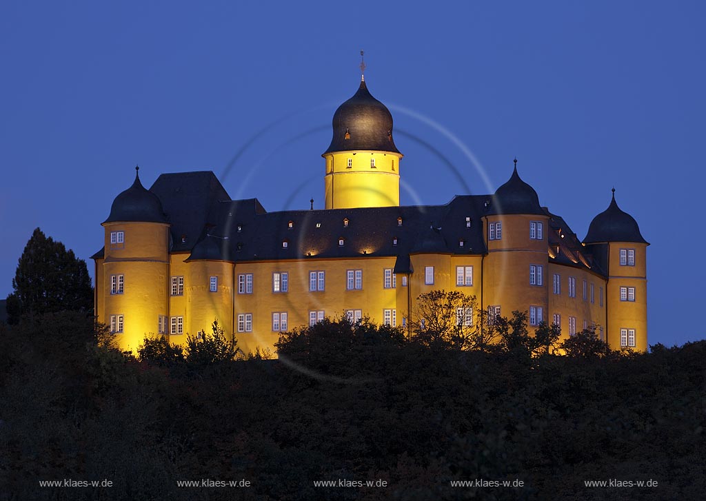 Montabaur, Blick auf das Schloss, welches  das Wahrzeichen der Stadt Montabaur im Westerwald ist;